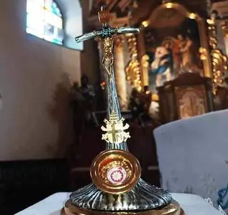 Złodzieje ukradli relikwiarz
