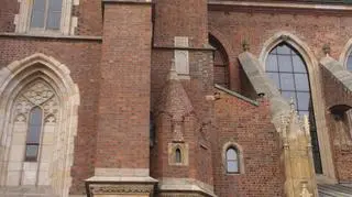 Głowa czeladnika na wieży wrocławskiej katedry