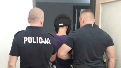 Kopali i bili mężczyznę po twarzy i całym ciele. Zostali aresztowani