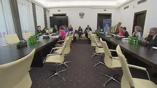 Senacka komisja zdrowia za odrzuceniem ustawy o in vitro