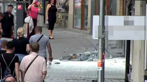 W centrum Poznania spłonął rower