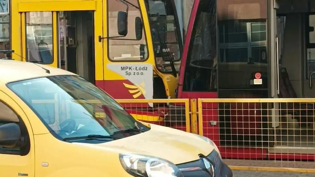W Łodzi zderzyły się dwa tramwaje
