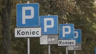 Znaki na parkingu