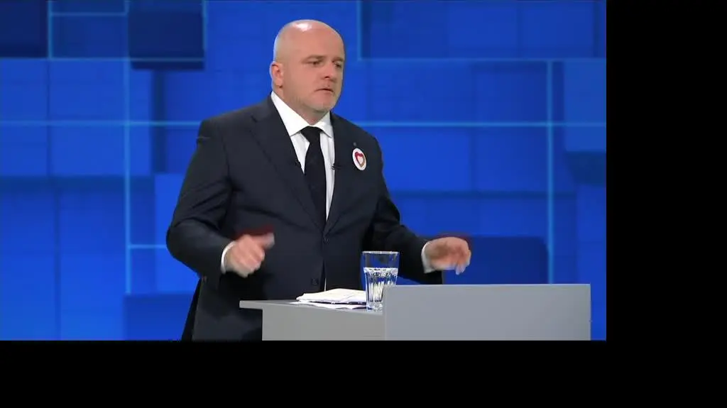 DEBATA 22