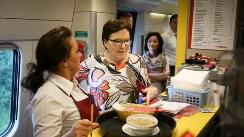 Biała kiełbasa w Warsie i selfie z pasażerami