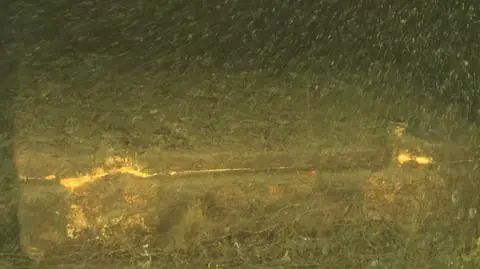 Wrak na dnie Bałtyku rozpala wyobraźnię. "Szansa, że jest tam Bursztynowa Komnata, może jest 1-2 procent"