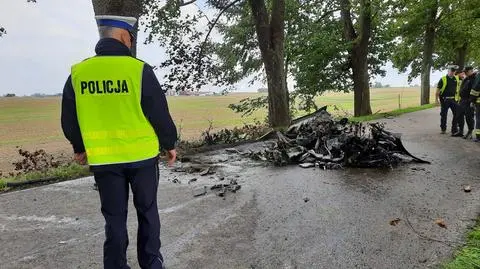 Auto doszczętnie spłonęło