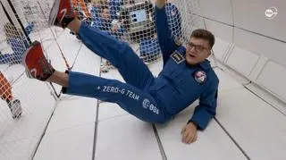 Hubert Kijek, dziennikarz TVN24 BiS, w czasie lotu samolotem ZERO G