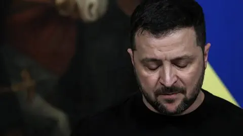 Ważny apel prezydenta Ukrainy. "Jeśli świat ma 300 miliardów dolarów, dlaczego ich nie wykorzystać?"