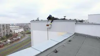 Prace przeprowadzają członkowie "Salamandry"