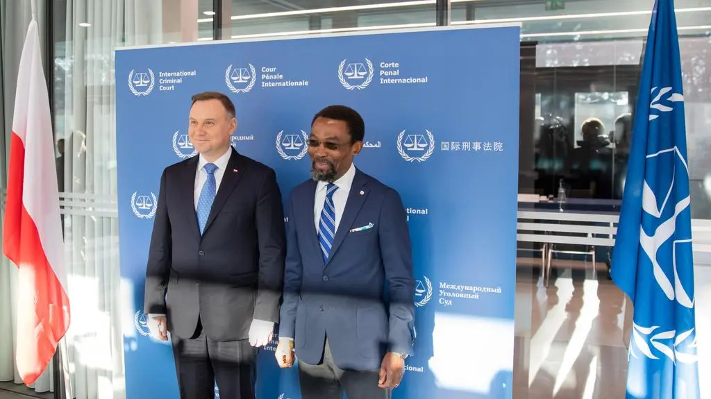 Andrzej Duda spotkał się z Chilem Eboe-Osujim, prezydentem Międzynarodowego Trybunału Karnego w Hadze
