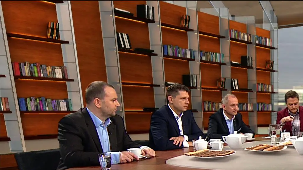 Chamstwo niegrzeczność ignorancja