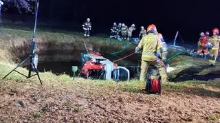 Samochód trafił do stawu w Kocinie (woj