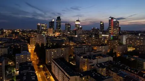 Warszawa nocą