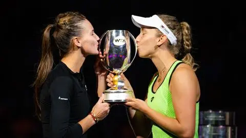 Niewiarygodny powrót. Kudiermietowa i Mertens mistrzyniami WTA Finals