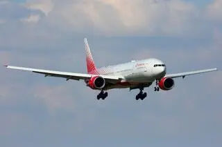 Samolot pasażerski typu Boeing 777 rosyjskich linii lotniczych Rossija 
