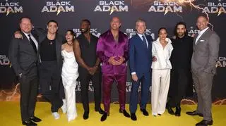 Premiera filmu "Black Adam". Beau Flynn, Noah Centineo, Sarah Shahi, Aldis Hodge, Dwayne Johnson, Pierce Brosnan, Quintessa Swindell, Marwan Kenzari oraz Hiram Garcia
