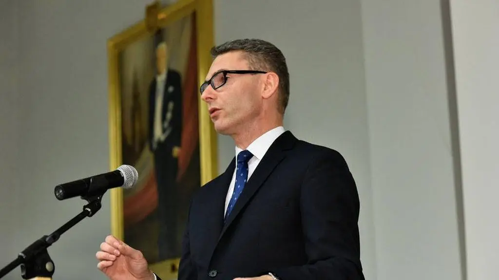 Był posłem został ambasadorem. W Sejmie zagłosował jeszcze 175 razy