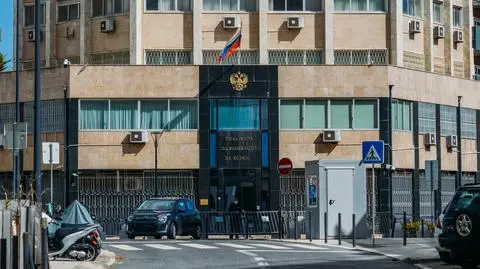 International investigation: surveillance devices on the roofs of Russian embassies across Europe