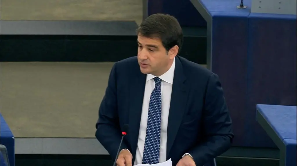 EKR: decyzja w sprawie poparcia von der Leyen zostanie podjęta później