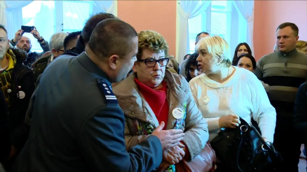 KOD legitymowany „z urzędu”. Zakłócali porządek w Suwałkach