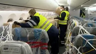 Kolejny transport ze środkami medycznymi wylądował w Poznaniu