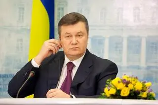 Wiktor Janukowycz z synem objęci unijnymi sankcjami