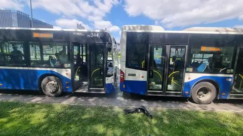 Zderzyły się dwa autobusy. Są ranni pasażerowie