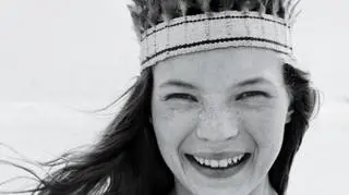 Pierwsze zdjęcie Kate w karierze, które trafiło na okładkę magazynu "i-D"
