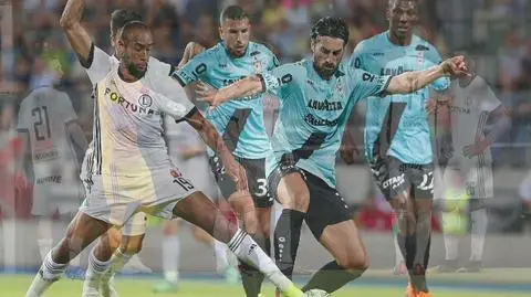 Legia Chairman apologises fans for poor performance
