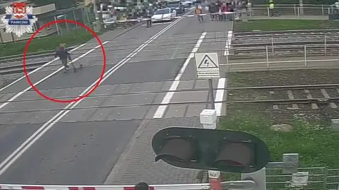 Wszedł na przejazd kolejowy mimo opuszczonych rogatek