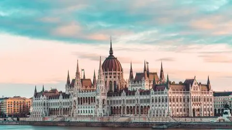 shutterstock_1692315124