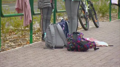 Cała Polska w czerwonej strefie, więc klasy 4-8 w podstawówkach przechodzą na nauczanie zdalne