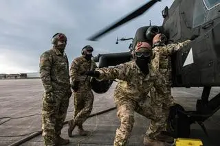 Żołnierze NATO. Zdjęcie ilustracyjne  