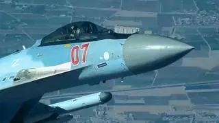 Rosyjski myśliwiec niebezpiecznie zbliżył się nad Syrią do amerykańskiego drona. Zdjęcie udostępnione we wtorek 25 lipca