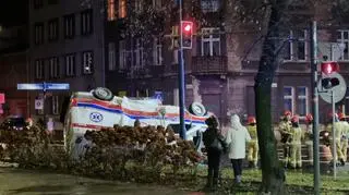 Kraków. Zderzenie karetek
