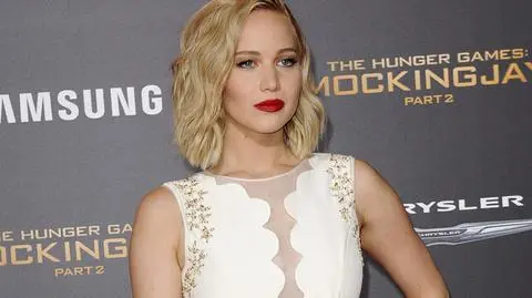 Samolot Jennifer Lawrence awaryjnie lądował w Buffalo