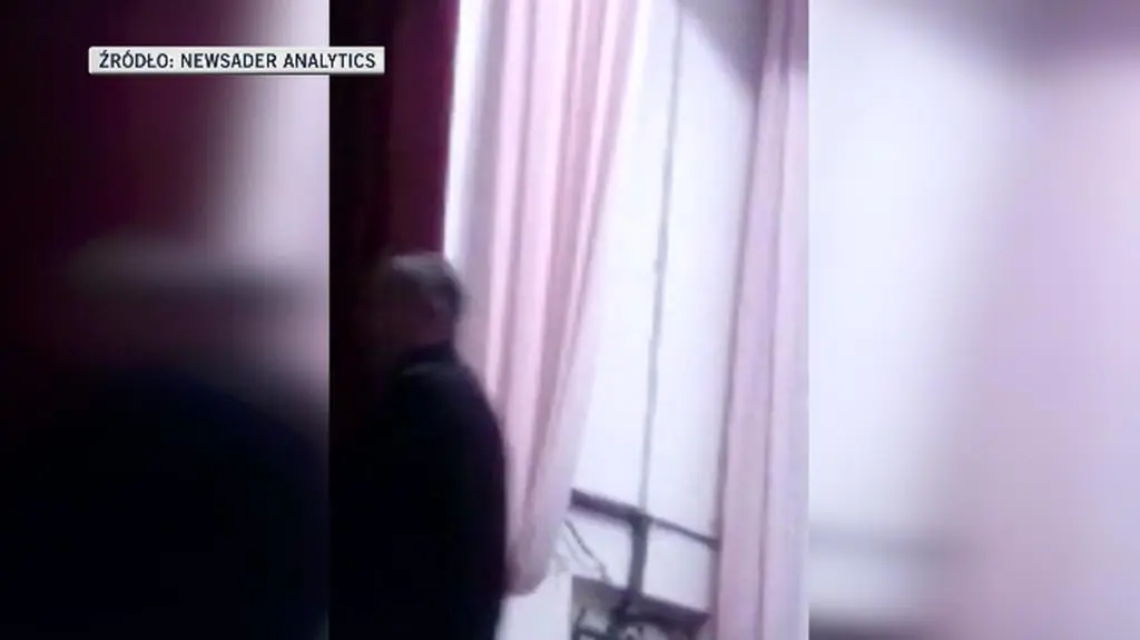 Wideorozmowa żołnierza z mieszkańcami Nienoksy