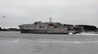 USNS Brunswick