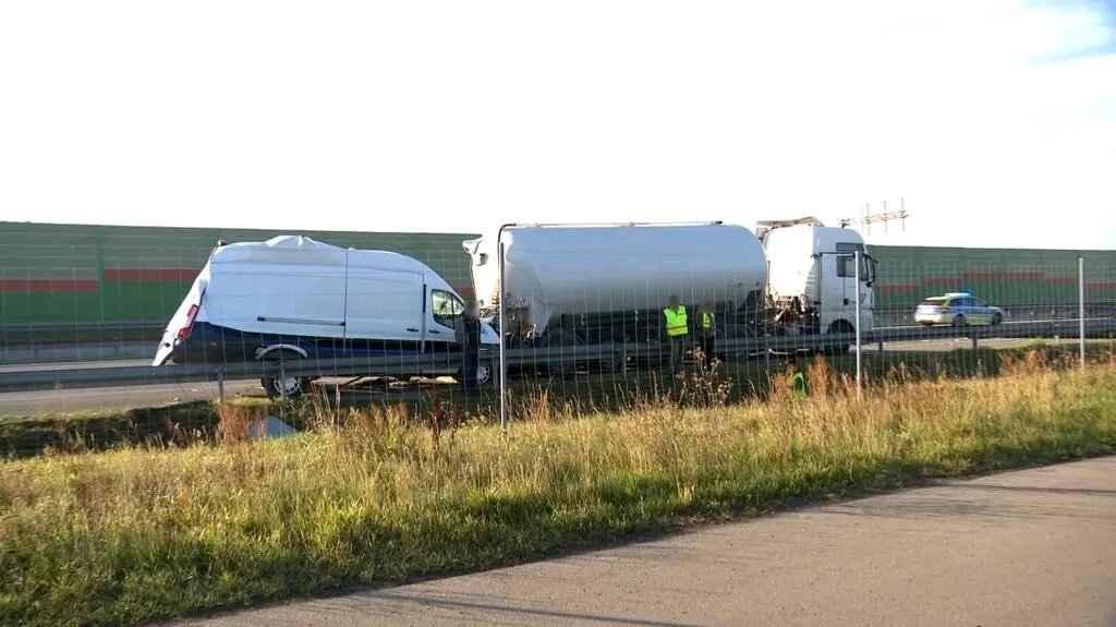 Wypadek na S8 w pobliżu Czerniewic w województwie łódzkim