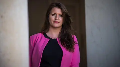 Okładka i wywiad w "Playboyu". Członkini francuskiego rządu odpiera krytykę