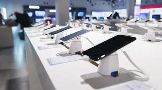 Rząd Indii szykuje regulacje w sprawie smartfonów. "To niemożliwe"