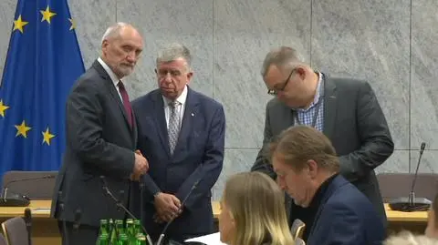 "To jest kpina z Polaków". Gorąco na komisji w sprawie podkomisji Macierewicza