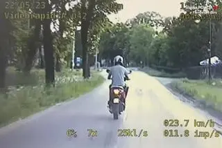 Nietrzeźwy motorowerzysta został zatrzymany po pościgu
