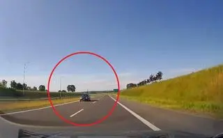 79-latek jechał pod prąd na S7
