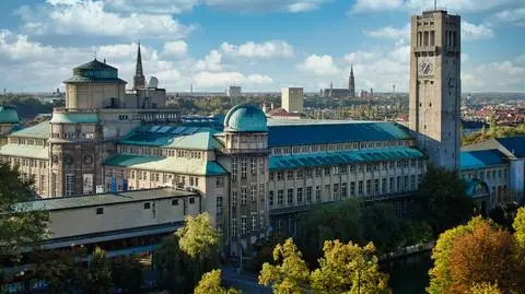 shutterstock_1891163296