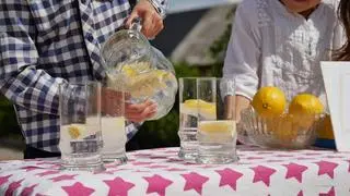 Czy dzieci mogą sprzedawać lemoniadę?