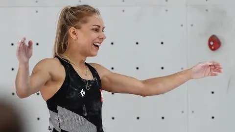 Aleksandra Mirosław breaks world record in speed climbing