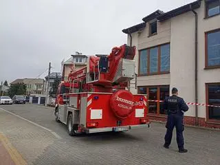Ewakuowano 16 osób 
