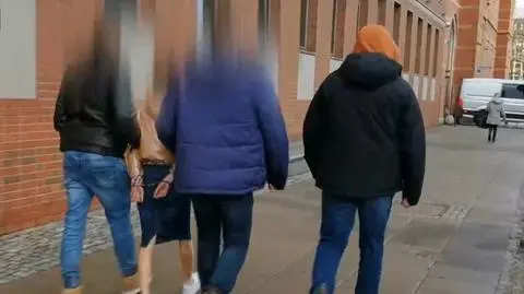 Dzwonili do seniorów z Czech i Niemiec, mieli wzbogacić się o ponad milion złotych. Dwie osoby zatrzymane
